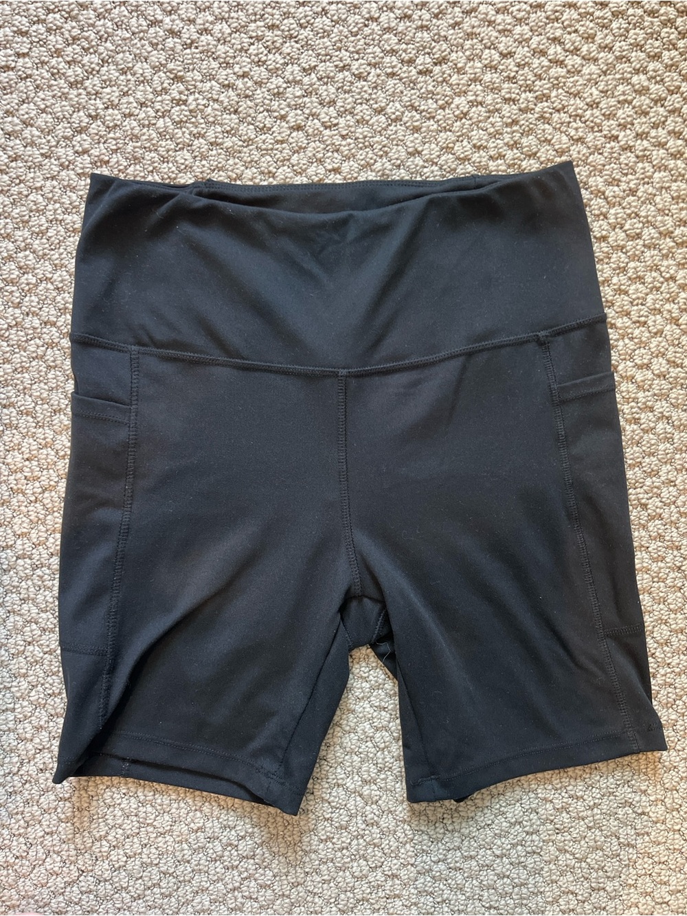 Danskin Women’s Black High Rise Bike Shorts Size M Side Pockets